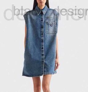 Basic Casual Kleider Designer Designer Denim Frauenkleid Fashion Matching Belt Girl Slim Rock Summer Beach Street Schwarz Blau S-L HM61 MFIY