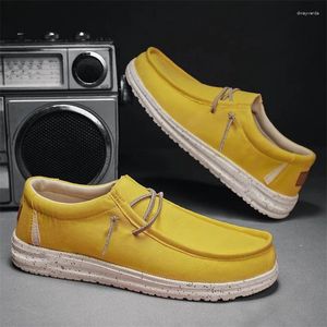 Casual Shoes Fashion Yellow Designer Männer Slebringe bequeme Leinwand Flats Schuhe Schuhwaren Espadrilles 2024 Mocasines