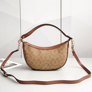 Axelväska designer väska halvmåne påsar handväska läder kvinnor klassiker mode tote väska underarmsäck crossbody väska mångsidig pisiform väska baguette väska