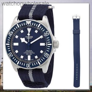 Качественный топ Tudory Original 11 Дизайнерские наручные часы M25707B230001 Emperor Blue Glow Swiss Watch Automatic Mechanical Mens Sports St с настоящим логотипом бренда