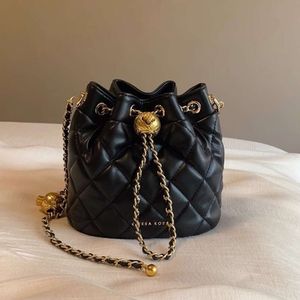 Cierra Korey Xiangfeng Manor Water Eimer für Frauen 2024 New Lingge Chain One Schulter -Crossbody -Tasche 80% Fabrik Großhandel