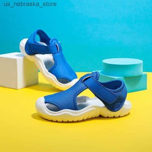 Slipper Neu angekommen Sommer Kinderkinder Beach Jungen lässige Sandalen geschlossene Tiere Baby Anti Slip Sport Q240409