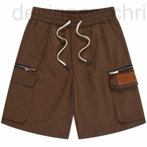 Shorts Designer maschile estate casual ragazzi sciolti shorts etichetta in pelle versatile comoda e traspirante pantaloni split fjws