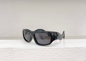 Óculos de sol designers BB0320S LEGRA CURNDA Óculos de sol elegantes Mulheres para homens Luxo de luxo Moda de vidro de vidro ao ar livre Classic polarizado Full Frame Sun Glasses Six Colors
