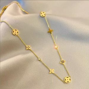 Designer de judeus para mulheres de colar de colar de casca de ouro Acessórios para mulheres, cor de corda, corda de corda pingente personalizada não desaparece o Natal