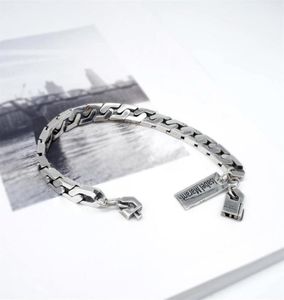 Banda de item de varejo Banda Silver Bracelet Isabel Marant esculpido simples e elegante pulseira esportiva para fêmea como presente de aniversário partido301q1940596