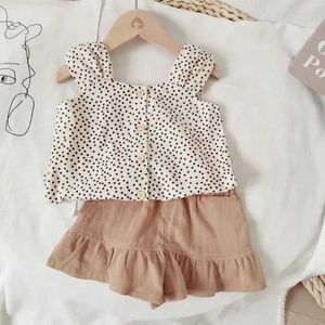 衣料品セット韓国のファッションベビーガールズ服セット綿かわいい幼児の子供たちの袖なし2ピーススーツ夏H240508