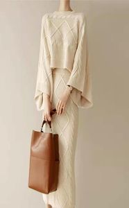 Mode Knit Två stycken designade Ed Tops Pullover Kne Dress Casual Wear Versatile Soft Sweater Autumn Winter8576350