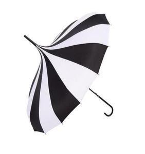 50pcs czarno -biały design księżniczka Royal Sun parasol Lady Pagoda Longhandled parasol świąteczny prezent SN33521616511