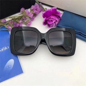 2020 Nuovi occhiali da sole Fashion Women 3 Colori Frame Shiny Crystal Design Square Big Farma Hot Lady Design Uv400 con custodia 270f
