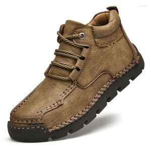 Designer de sapatos casuais de alta qualidade Mocassim Leisure motocicleta dirigindo tênis marrom masculino Botas de couro feitas à mão