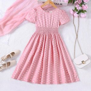 Abiti da ragazza 2024 Arrivo estivo Girls Short Short Ock Dot Designer Pink Cute Party Dress Abito Custume 4-9T