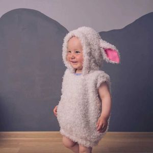 Rompers Toddler Halloween Animal Costume Cute Cow Lamb Bunny Whale Costume Baby Romper Cosplay Outfit H240508