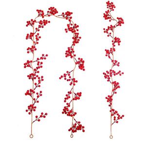 装飾的な花の花輪175cm/190cmクリスマスガーランドレッドベリーバイン人工植物DIYハンディングリースクリスマスツリーホームデコレーションウェディング飾り