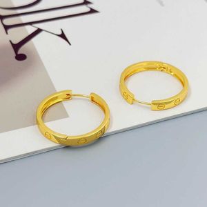 Exquisite earrings with diamond design 2024 Trendy and Fashionable Womens Earrings Simple Classic Ring High Grade with cart original earring