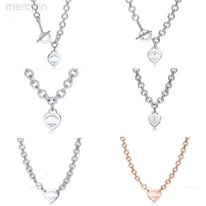 Desginer Tiffanyjewelry T Home Seiko Högkvalitativ OT Love Necklace Series med Diamond Heart Fashion Chain Popular på Internet