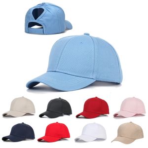 Cappelli a sfera di coda alta femmina cappelli da baseball in maglia da baseball Summer Solid Color Girl Sun With Hole Outdoor Sports 240430