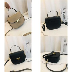 Popular Hot Sale Hot Designer Bag Bag Bag Bag Dis Itália Handle Moda Flha Flap Jingle Bag Women Flap Luxury Bolsa 2024 AA