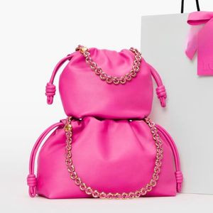 Tasarımcı Çanta Bulma Bulma Mini Napa Koyun Deri Flamenko Çanta Gerçek Deri Çanta Elde Çanta Crossbody Bag Bag Bag Drawstring Bag Sıras Çantası İspanyol Marka