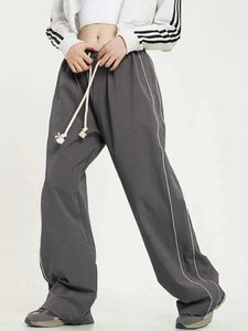 Women's Pants Capris QWK Y2K Strtwear Cargo Pants Women Hip Hop Loose Vintage Wide Leg Sweatpants Baggy Retro High Waist Casual Pants Harajuku Y240509