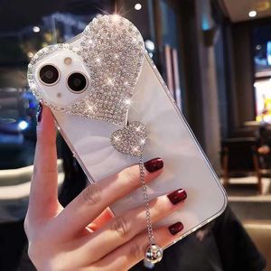 Odpowiednie wiatr iPhone 15 Telefon luksusowy iPhone 14 pro love diamond wisiorek 13 obudowa