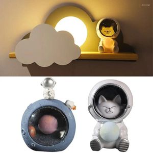 Lampy stołowe Śliczne spacesit Led Night Light Astronaut Moon Planet Space Kolorowa atmosfera 3D Urodziny Prezent ukończenia studiów