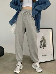 Pantaloni da donna Capris Houzhou Pantaloni sportivi femminili oversize grigi joggers pantaloni della tuta Donne sciolte binari neri pantaloni da jogging per femmine2021 Fashion Y240509