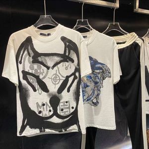 New Comfortable Men's Clothing Graffiti Round Neck Short Sleeve T-shirt Cartoon Loose Dog Head Casual Top Printed Summer Sleeves Men and Women DESIGNER SHIRTS