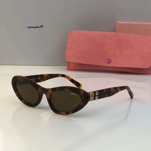 Mui Mui Sunglassesデザイナーメガネパーティーセックスアピール女性デザイナーのためのサングラス
