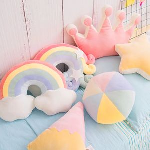 INS Candy Candy Colorido Cloud Star Moon Plush Pillow Pillow Colorful Rainbow Crown Pillow Cushion Sofa Home Decoration Throwing Pillow Toy 240428
