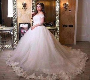 Off the ramion Arabia Saudyjska Zimowe sukienki ślubne Dubaj Arabska aplikacja koronkowa plus size ślubna suknia nośna Vestido de Casamento de Rend2310848