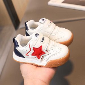 Sneakers dziewczęta buty dziecięce oddychające swobodny chłopcy spacerujący w miękkiej gumowej gumowej singiel H240509