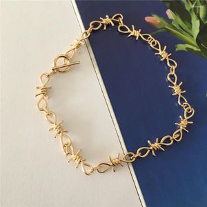 Choker Trendy Gold Color Plating Chunky Gothic Special Barb Wire Buckle Necklace For Women Girl Chic Punk smycken Tillbehör 313T