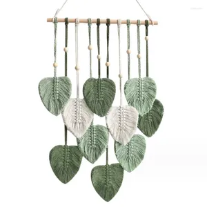 Decorative Figurines Feather Wall Hanging Boho Tapestry Yarn Woven Art Leaf Decor For Nursery Bedroom Living Room