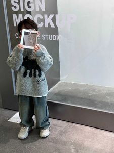 セット2024男の子セーター韓国スタイルの子供レンズレイジーキャット漫画カジュアルドローイングトップニットQ240508