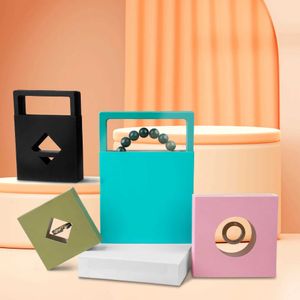 Caixas de jóias novas caixas de embalagem de jóias de filmes PE transparentes com tampa de papel Brincos de colar anel de colar caixa de display de jóias suspensas caixa de jóias