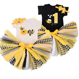 Kläder sätter Baby Girl Bee 1st Birthday Tutu Outfit Bee Tutus Girls Birthday Party Costume Toddler Photo Props Cake Smash T240510