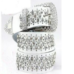 2017 New Style Belt Belt Diamond Crystal Belts Women Pearl cinturão Lindo Cristal cinturão brilhante Cintos de designer de pele