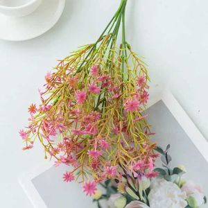 Dekorativa blommor kransar konstgjord plastblomma eukalyptus växt bröllop brud bukett jul trädgård dekoration hem vas windowsill diy het försäljning