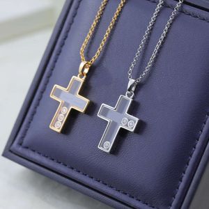 Hot Selling New Sterling Sier Cross -halsband för kvinnors mode och varumärkes smyckesfest Par gåva