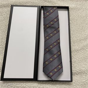 Brand Men cravatta il 100% di seta jacquard classica cravatta fatta per uomini per uomini, cravatta per il collo casual e business con scatola G 2871