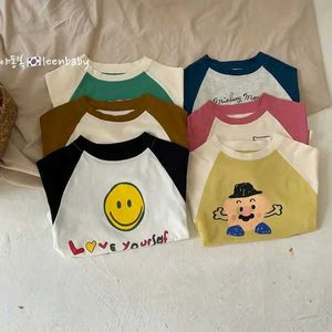 Tシャツの女の子の男の子長袖Tシャツ漫画漫画トップグレードTシャツ子供用コットンジッパーカジュアルカジュアルカジュアル服1〜6L240509