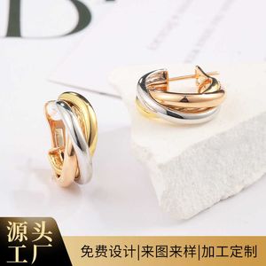 Geben Sie der Freundin einen luxuriösen Ring als Geschenk 18k Farbe Gold Rosenohrringe für Frauen mit Design mit Cart Originalohrringe