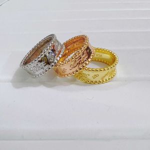 Модные стойки для высококачественных колец с пары высокой четырех листовых клевер Platinum 18k Rose Ring Ring с Common vanly