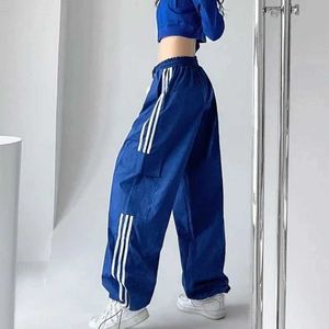 Spodnie damskie capris mexzt w paski sportowe damskie damskie ubrania uliczne Hip Hop Street Bagaż szerokie nogi ładunek bf y2k wysoka talia przeciągające spodnie Q240508