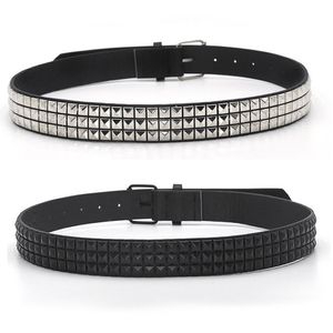 Bälten Pyramid Fashion Rivet Belt Menwomens Punk Rock med Pin Buckle Drop Black 235C