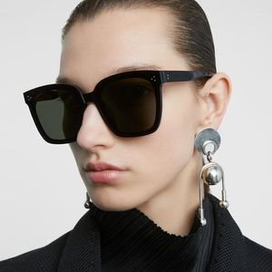 Солнцезащитные очки 2021 Модные большие квадратные чистые линзы для женщин ретро -бренд дизайнер мод готические солнцезащитные очки G1751 2131