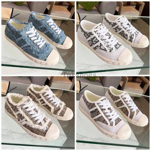 Designer Shoes Casual Shoes Women 1977 high Letter High-quality Sneakers Beige Ebony Canvas Interlocking G embroidery Tennis Luxury Fabric Trims Boots 35-41 5.8 01