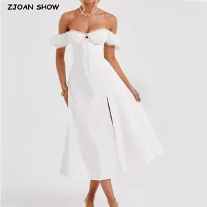 Lässige Kleider sexy Kreuzschnürung Verband Rücken kurzer Puffarm Kleid Frauen Korsettsty Buggereigerte Brust Saum Schlitz Swing Midi Robe Weiß