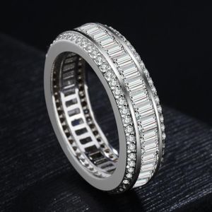 Anique Luxury Jewelry 925 Sterling Silver Princess Cut 3列ホワイトトパーズCZダイヤモンド宝石女性ウェディングバンドリング